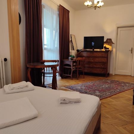Accommodation Ateneu Palace Bucarest Exterior foto